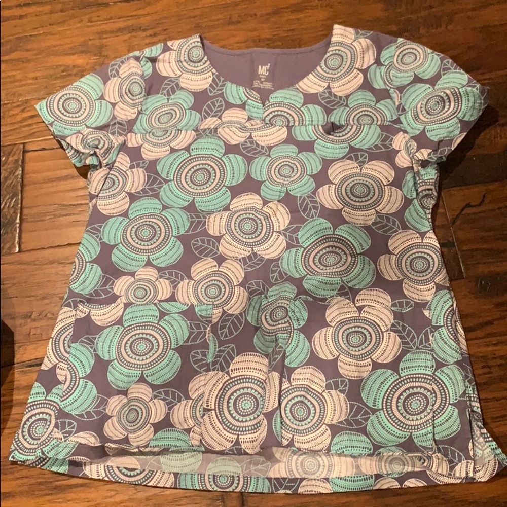 Scrubs top
